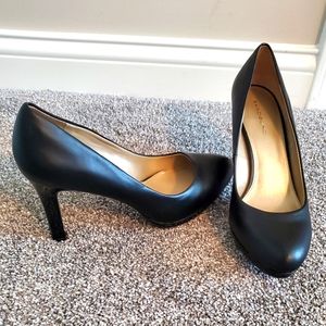 Black dress heel